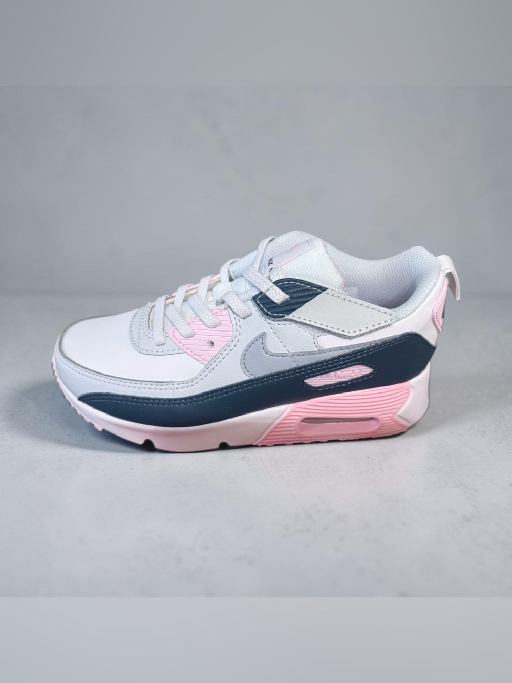 Nike Air Max 90 Kids’ Sneakers – White / Navy / Pink